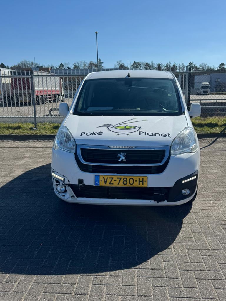 Peugeot Partner New GB 120 L1 1.6 Bluehdi 100pk S&S Etg6, Auto's, 4 cilinders, 700 kg, Origineel Nederlands, 24 km/l