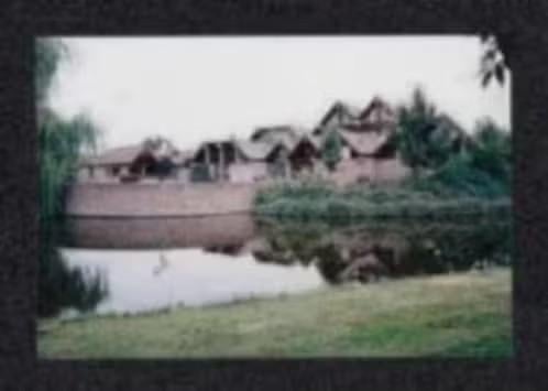 Foto Schoonhoven Geref. Kerk Jaren 80., Verzamelen, Foto's en Prenten, 1980 tot heden, Foto, Ophalen of Verzenden, Zo goed als nieuw