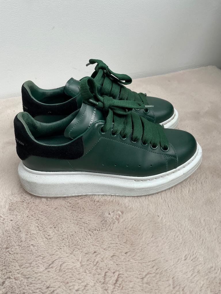 Alexander McQueen 37, Kleding | Dames, Schoenen, Ophalen of Verzenden, Groen, Sneakers of Gympen, Zo goed als nieuw