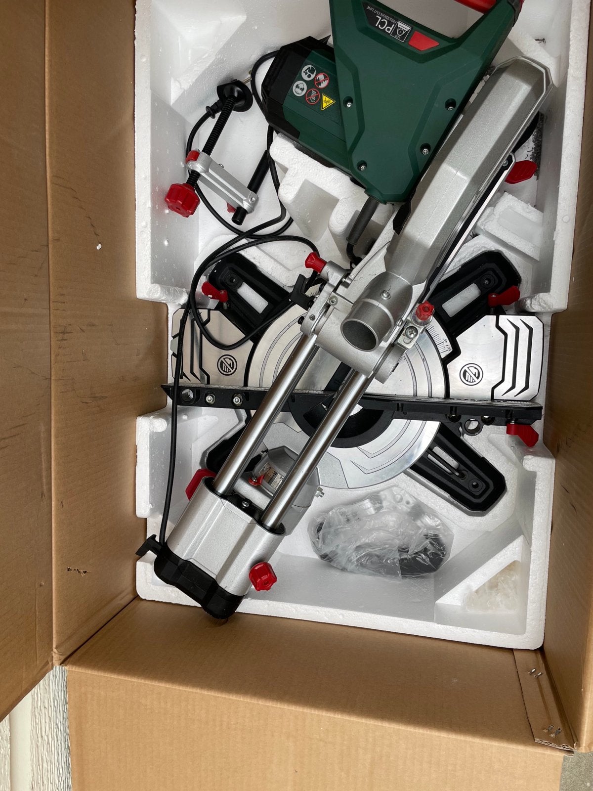 Metabo KGS 216 M Afkortzaag - Nieuw in doos, Ophalen, 70 mm of meer, Nieuw, Afkortzaag