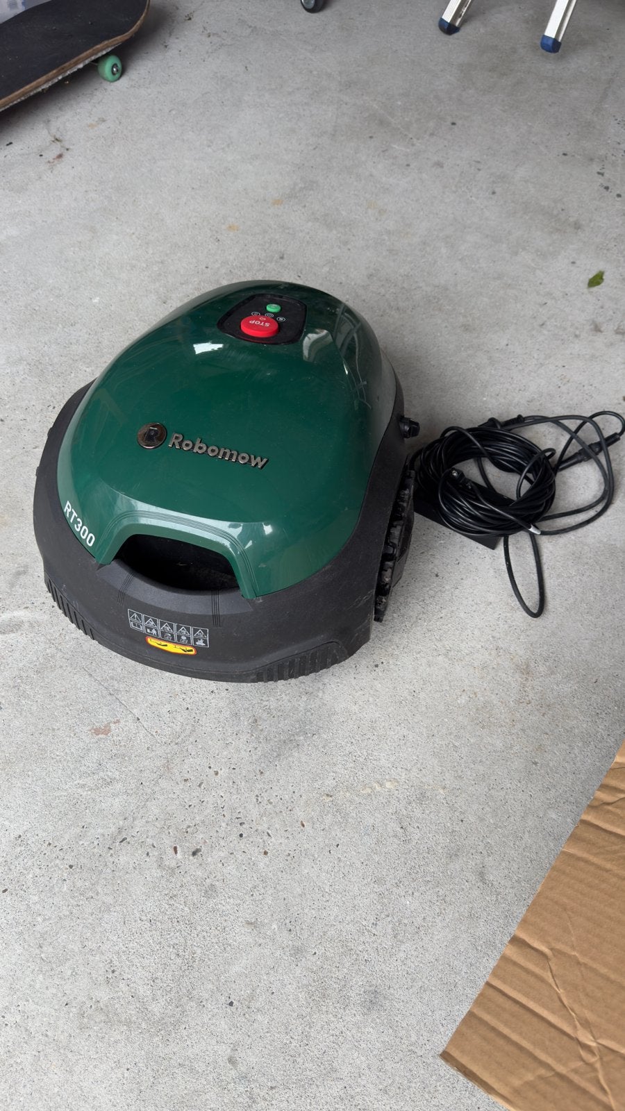 Robomow RT300 Robotmaaier, Ophalen of Verzenden, Gebruikt, Minder dan 20 cm, Bestuurbaar via app