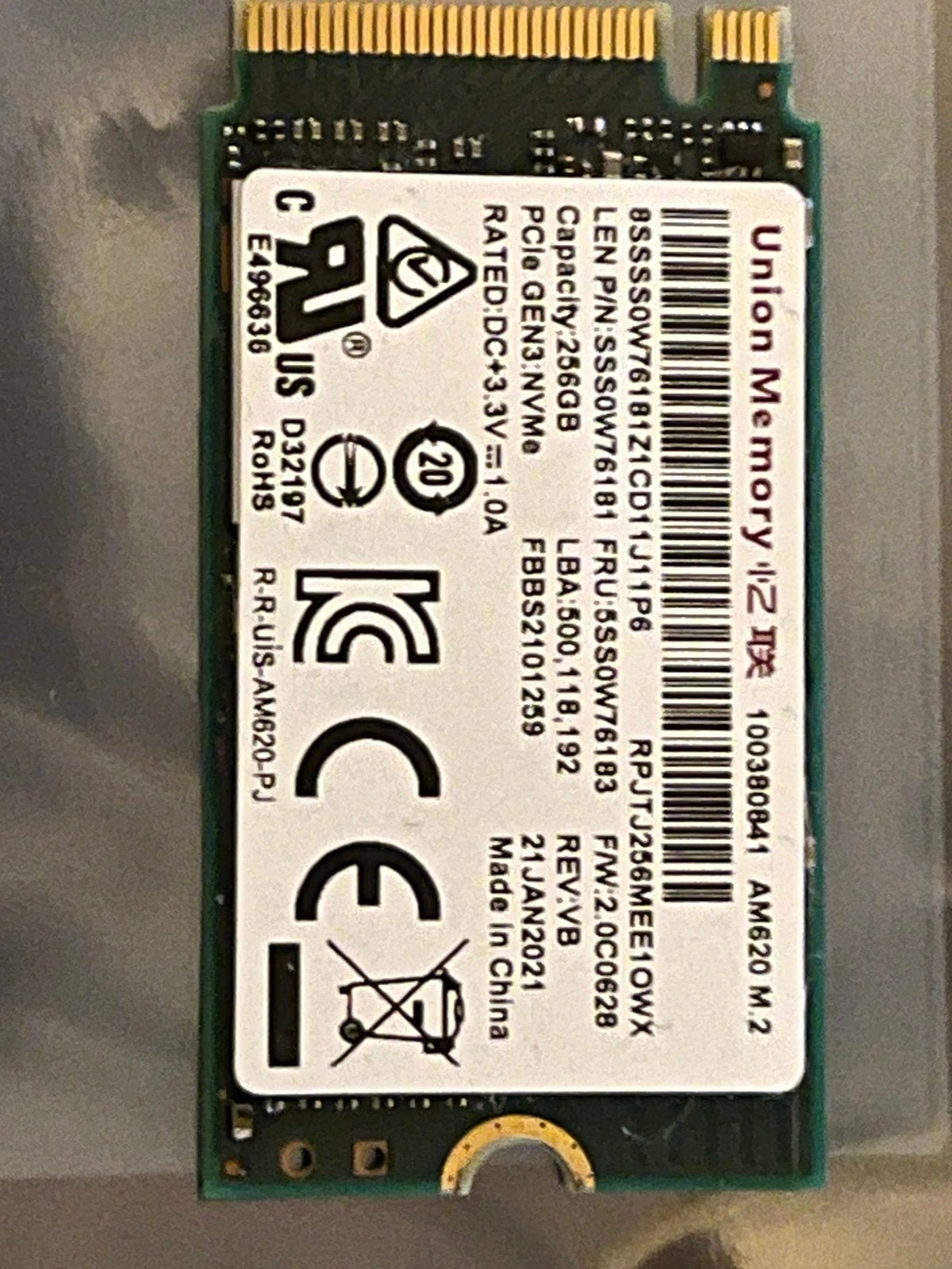 Lenovo Union Memory 256GB M.2 NVMe SSD – PCIe Gen3, Ophalen of Verzenden, Zo goed als nieuw, Laptop, Overige aansluitingen