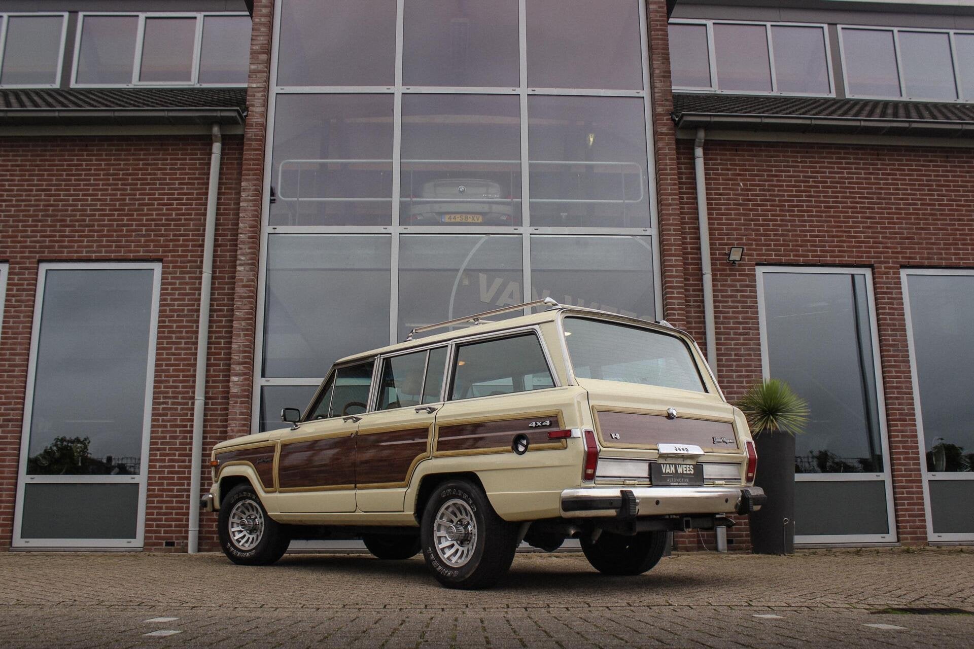 Jeep Wagoneer 5.9 V8 Limited Wagon | Origineel | 1979 | Dakr, Auto's, Automaat, 8 cilinders, Bruin, Leder en Stof