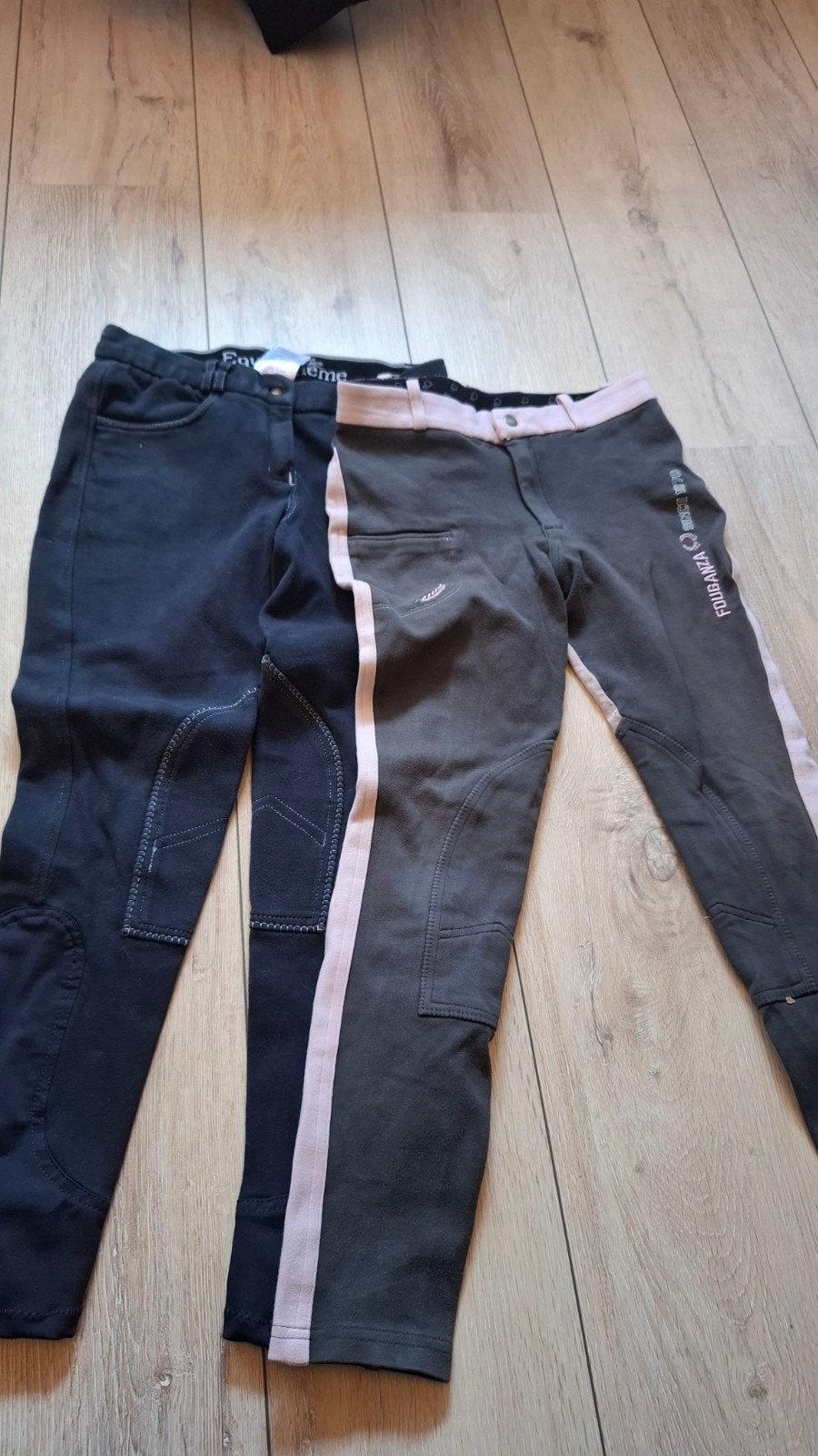 2 paardrijbroeken maat 134-152
& paardrijlaarzen maat 35, Dieren en Toebehoren, Paardrijkleding, Ophalen, Dressuur, Schoeisel