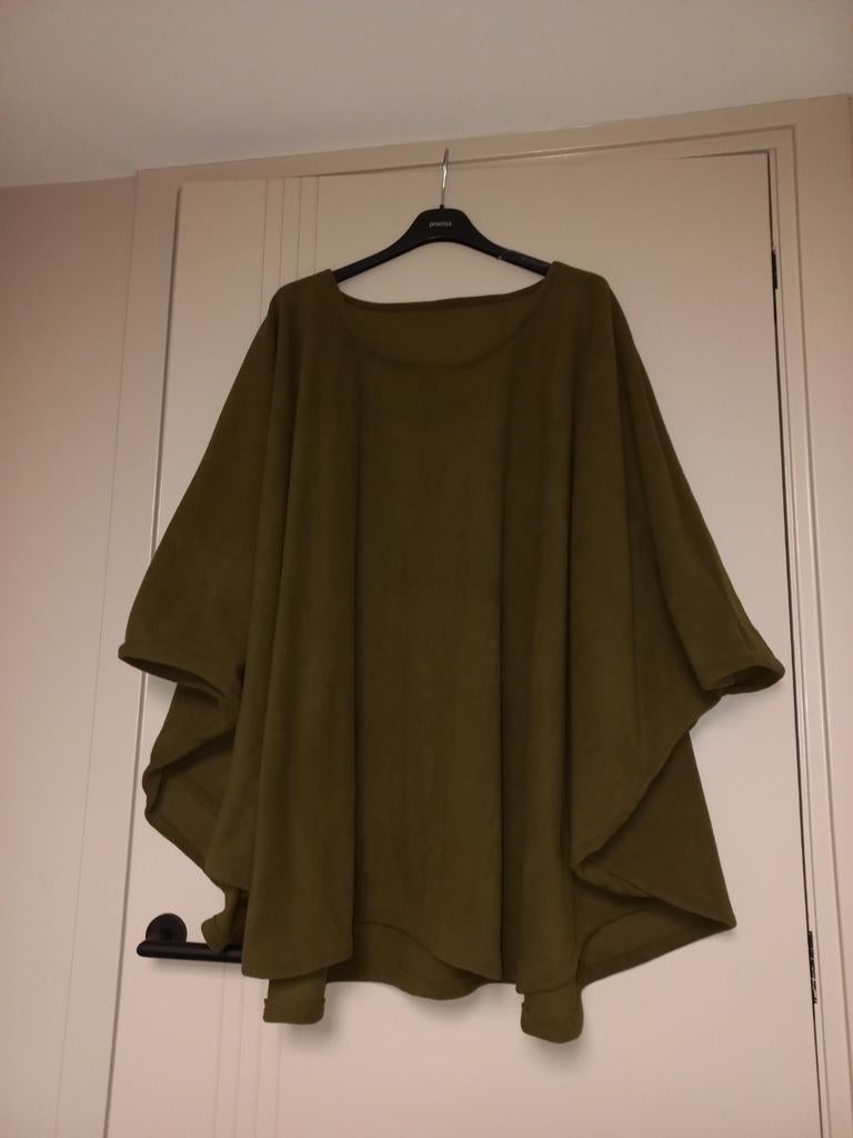 Nieuw poncho gesloten cape leger olijfgroen 52/60, Kleding | Dames, Ophalen of Verzenden, Nieuw, Groen, Jas of Mantel