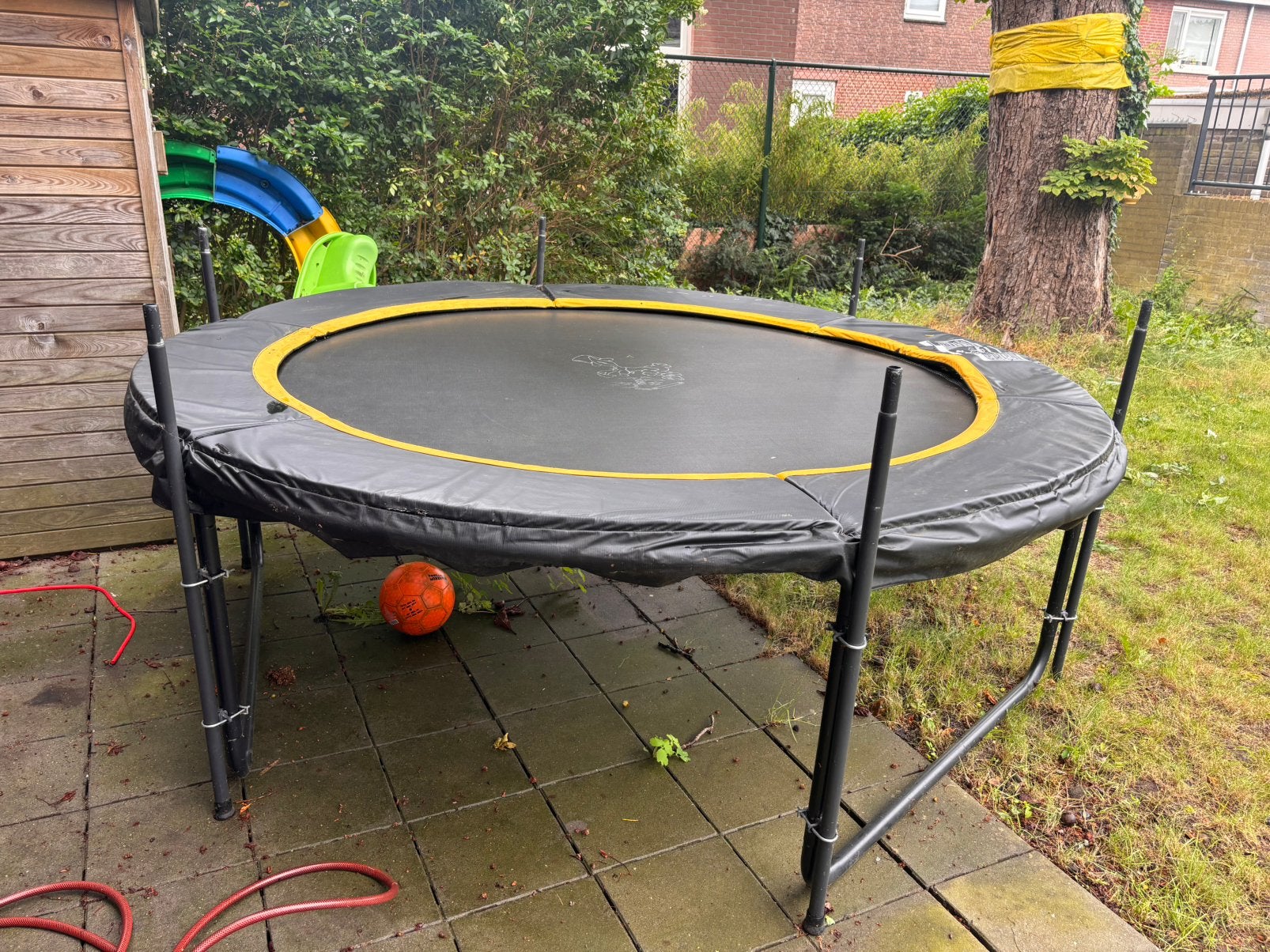 Trampoline 250cm prima staat, Ophalen, Gebruikt
