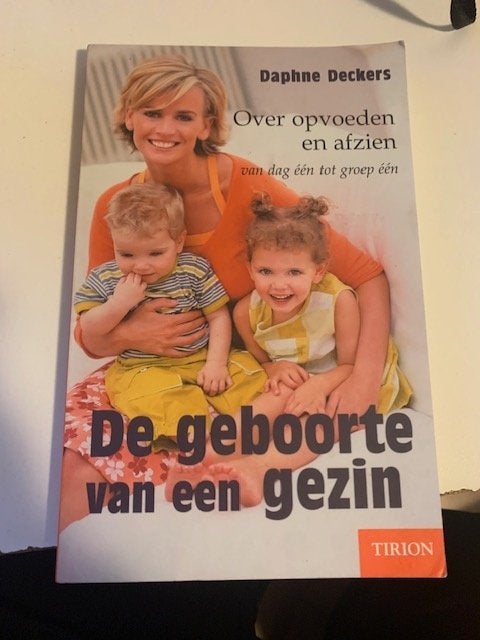 Een boek over opvoeden en afzien, Ophalen of Verzenden, Zo goed als nieuw