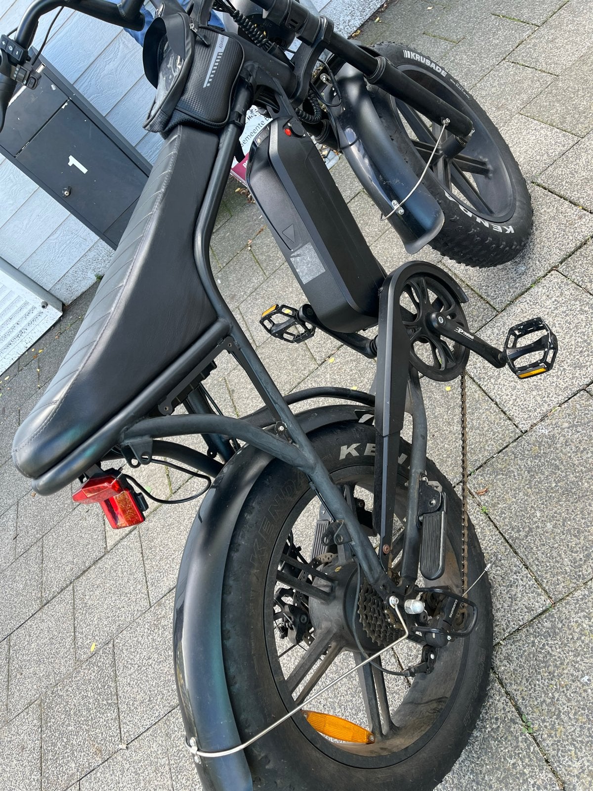 Fatbike. V8, Zo goed als nieuw, 51 tot 55 cm, 50 km per accu of meer, Ophalen