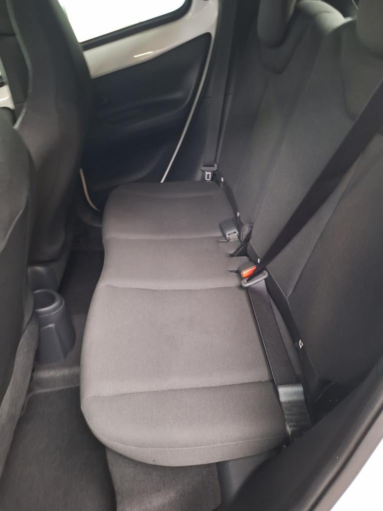 Aygo x interieur 2022, Ophalen of Verzenden