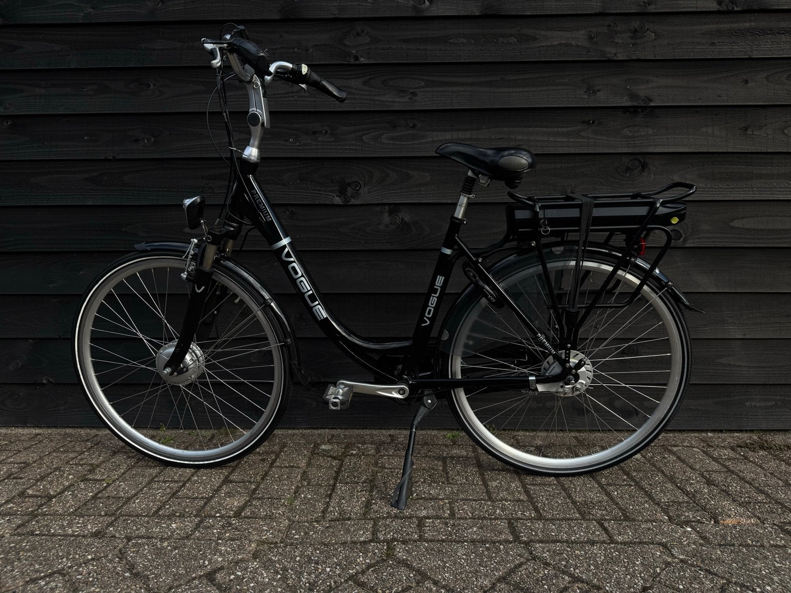 Vogue Premium elektrische fiets - Zo goed als nieuw, Zo goed als nieuw, 51 tot 55 cm, 50 km per accu of meer, Ophalen