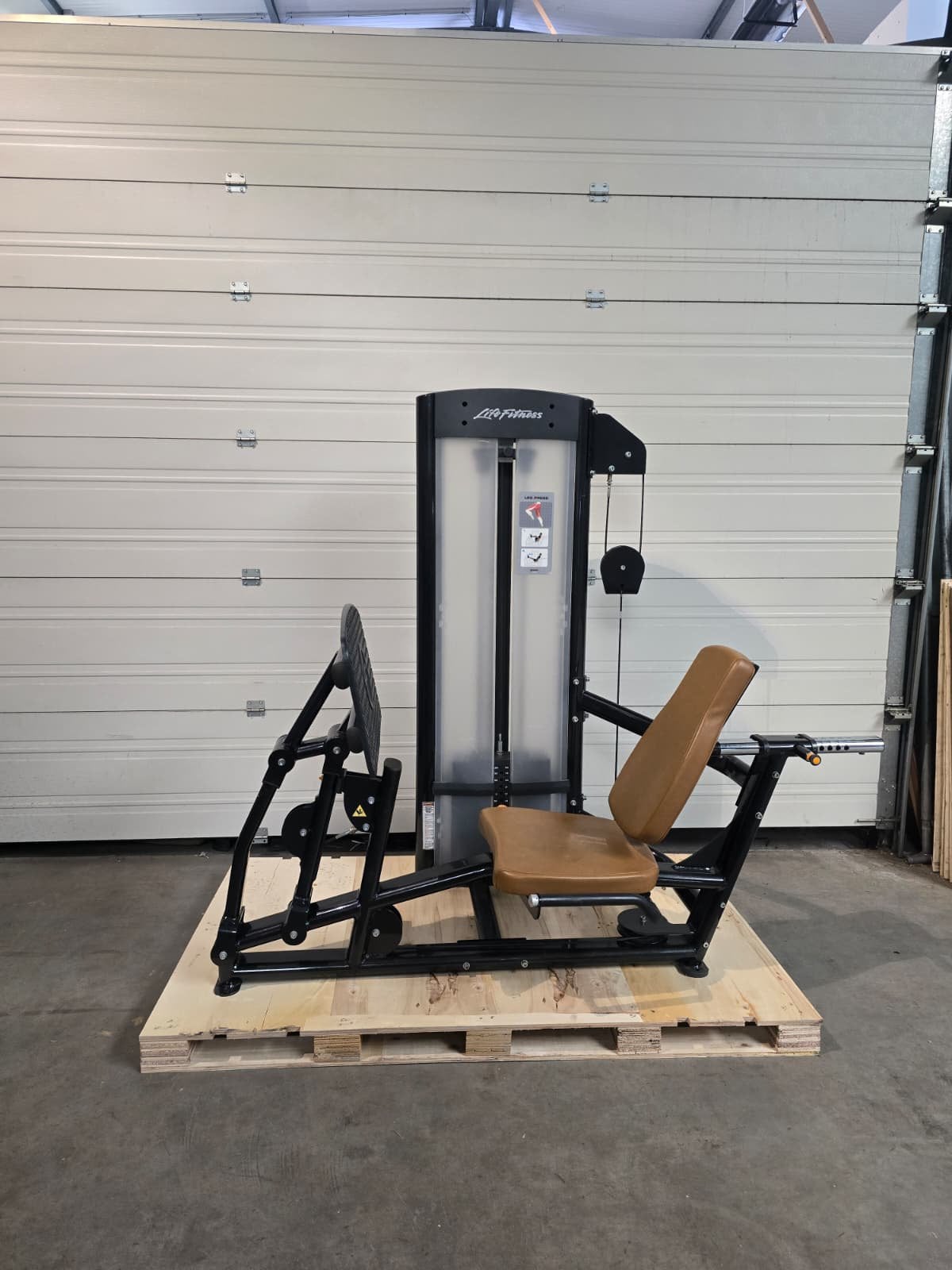 LIFE FITNESS LEG PRESS, Ophalen, Krachtstation