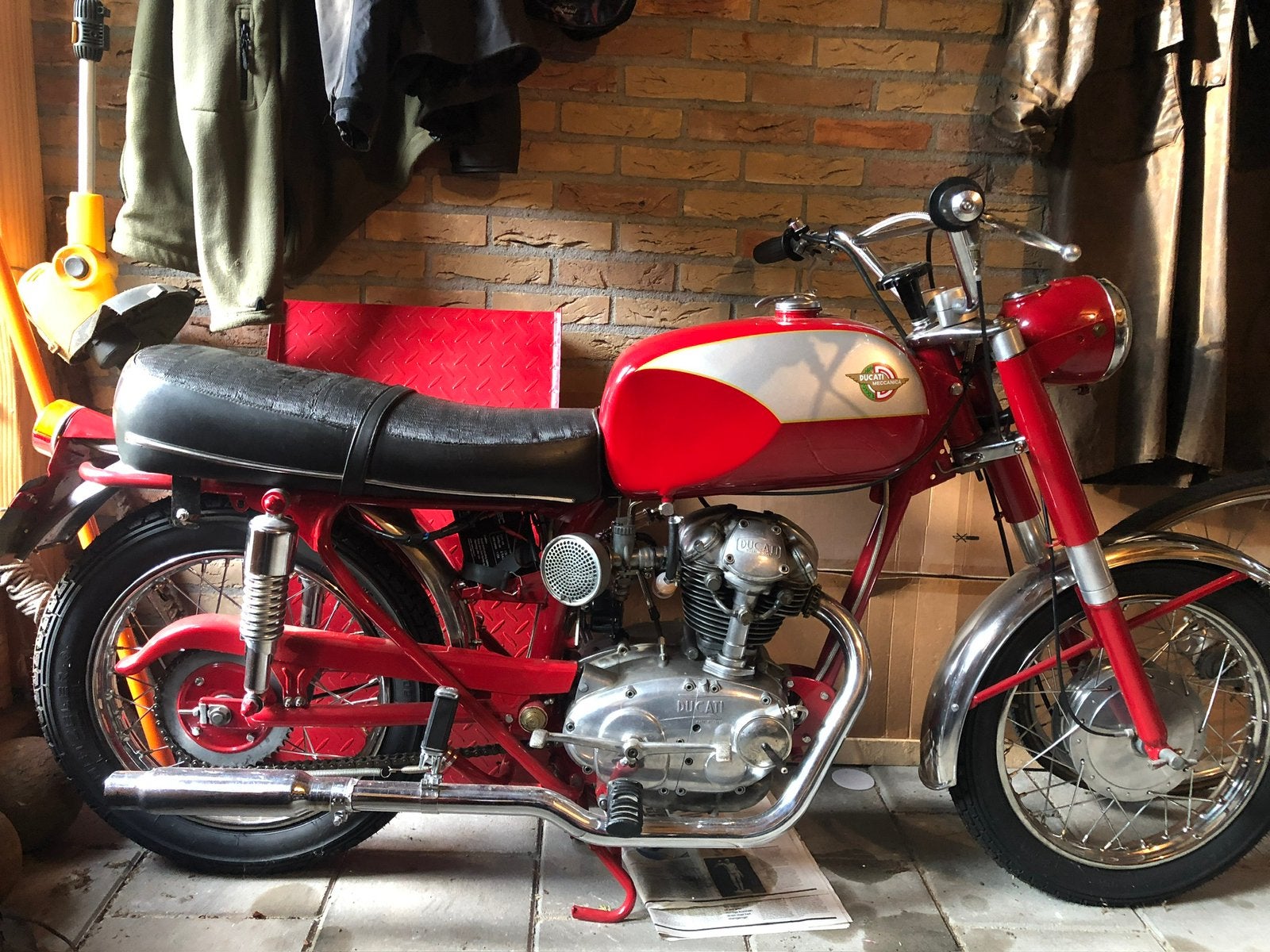 Ducati 160 Monza junior 1967, Motoren, Motoren | Oldtimers, Sportuitlaat, Nieuw, Motorrijbewijs A, 160 cc