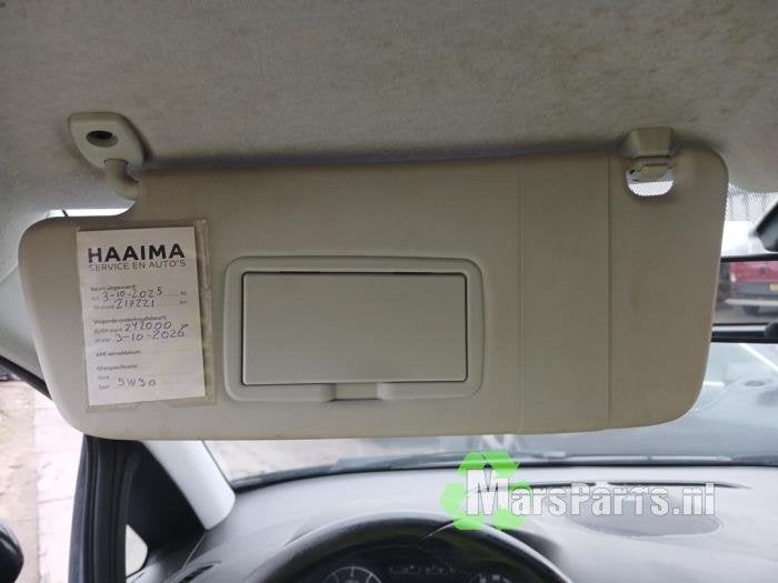 Zonneklep van een Opel Corsa, Gebruikt, -, -, Opel