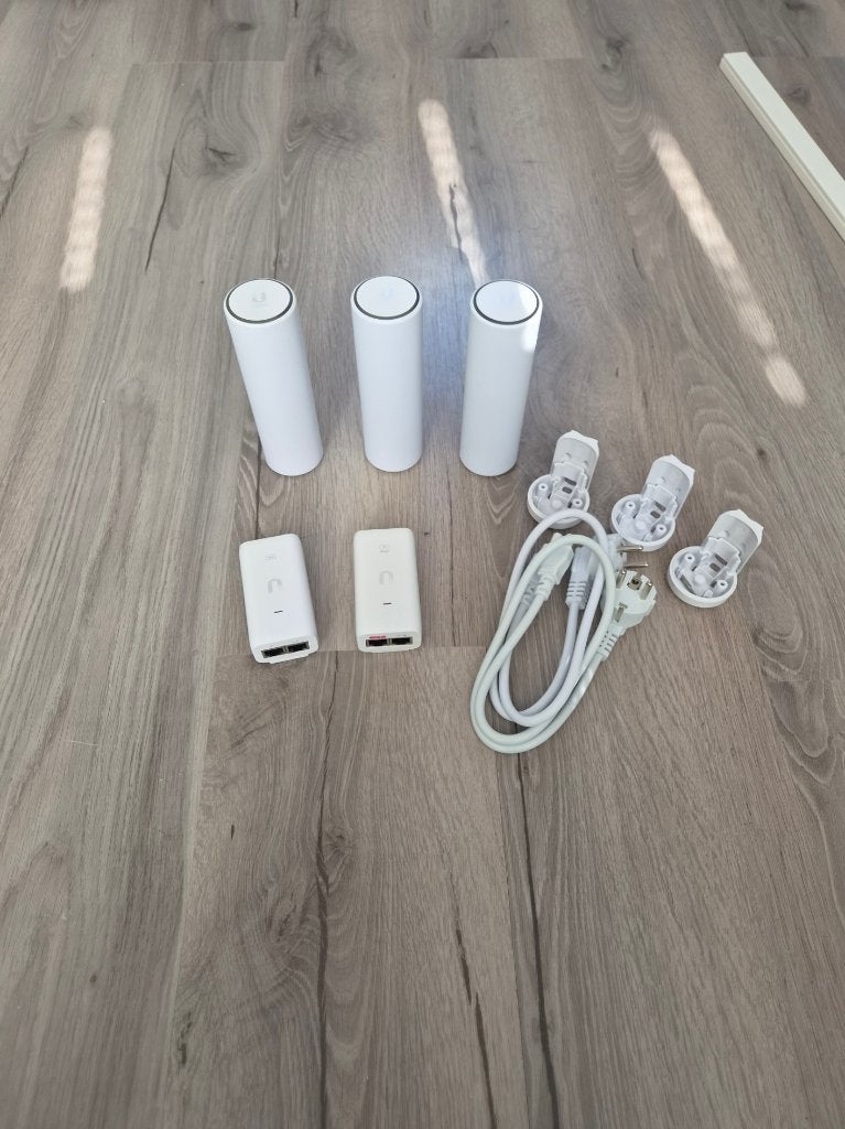 Unifi U6 mesh 3 stuks ter overname, Computers en Software, Verzenden, Gebruikt, Unifi