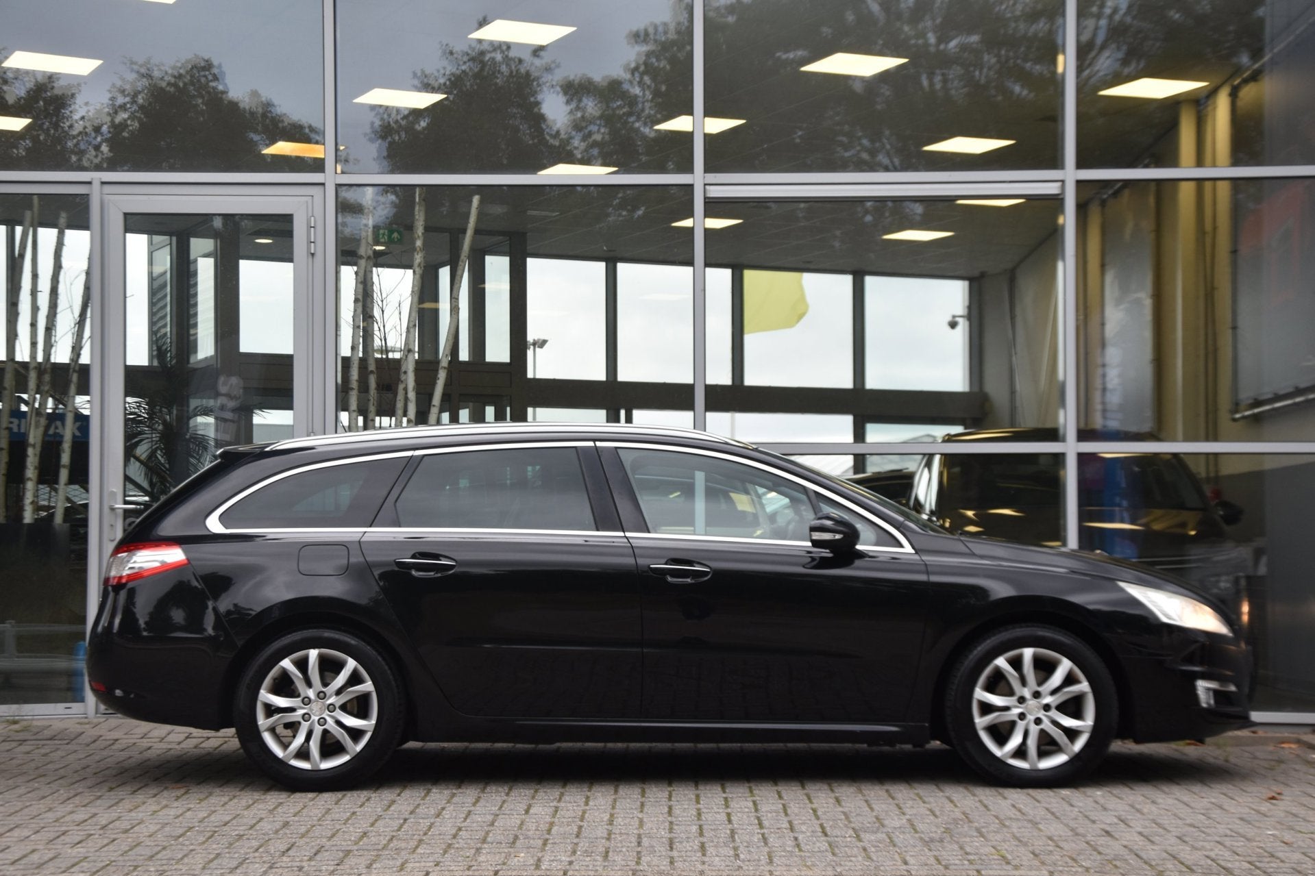 Peugeot 508 SW 1.6 THP Executive | Pano | Navi | PDC V+A | C, Voorwielaandrijving, Stof, Gebruikt, Zwart