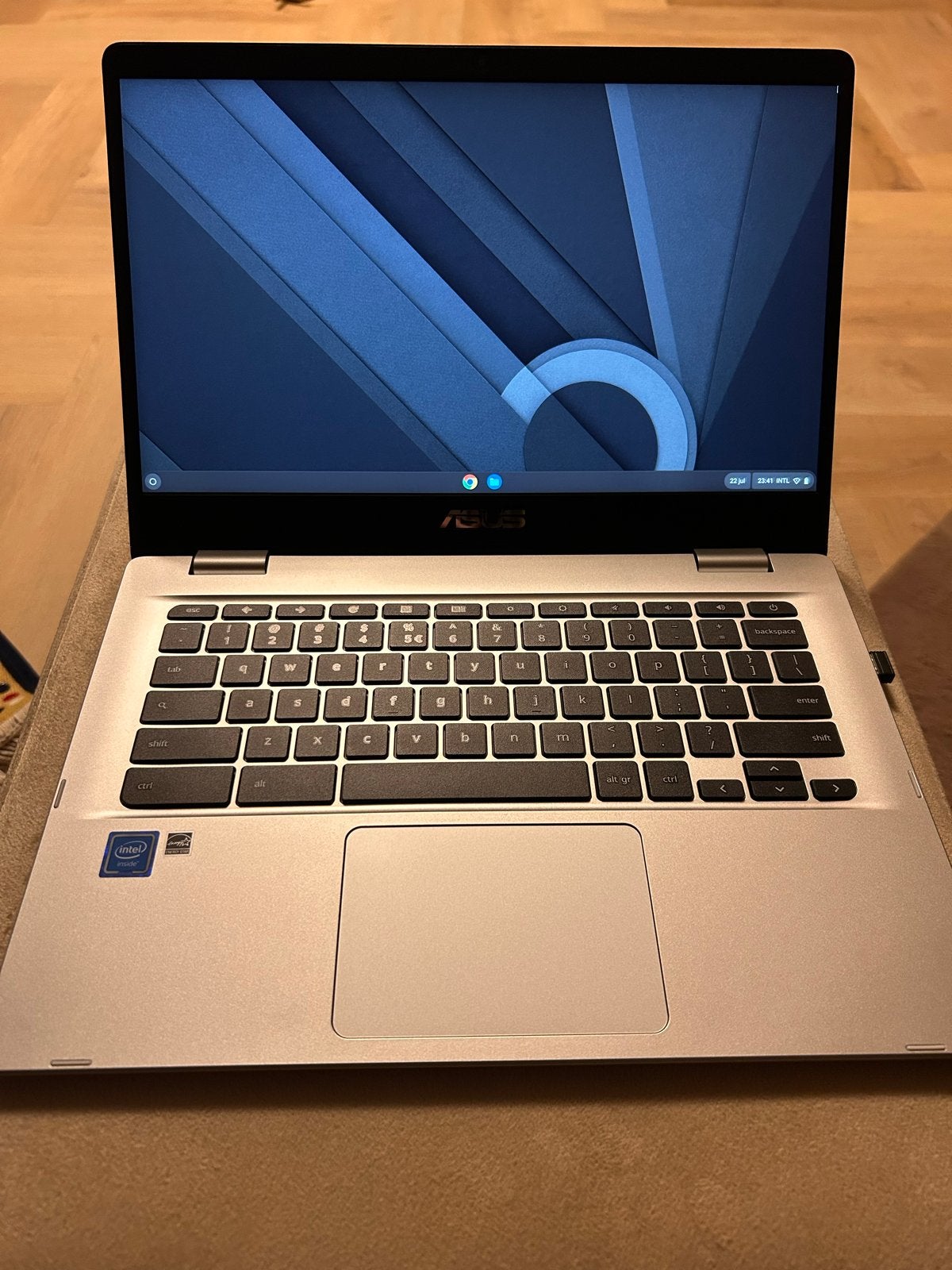 ASUS Chromebook C423NA - Lichtgewicht en Snel, Computers en Software, Chromebooks, Ophalen, 14 inch, 4 GB of minder, Qwerty
