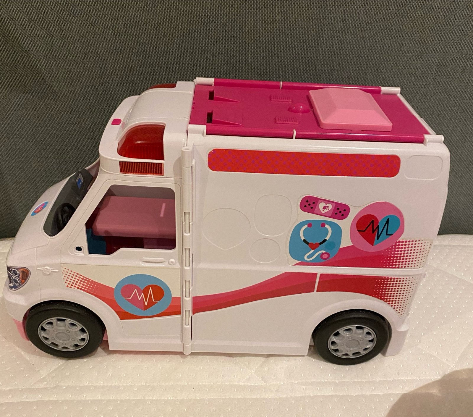 Barbie Ambulance Speelset - Zo goed als nieuw, Ophalen of Verzenden, Zo goed als nieuw