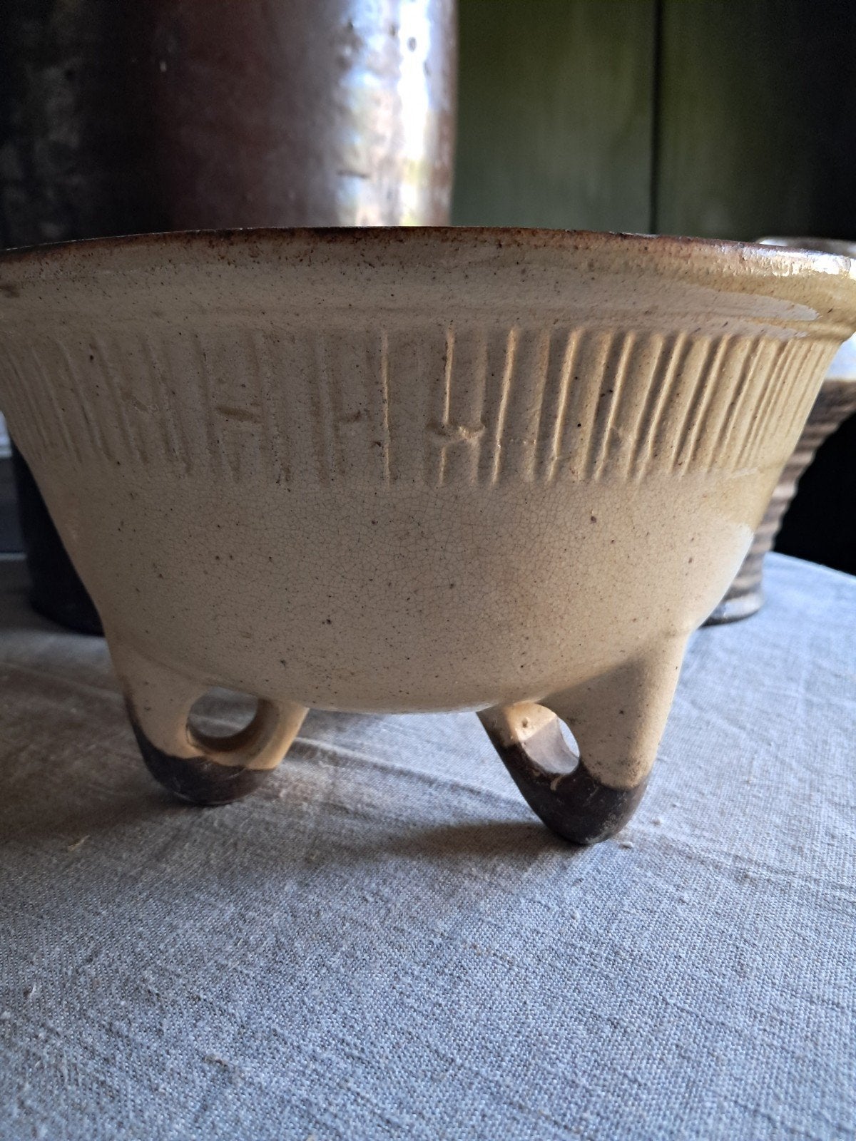 Antieke botergele franse aardappelschaal, Cloche de pomme., Ophalen of Verzenden