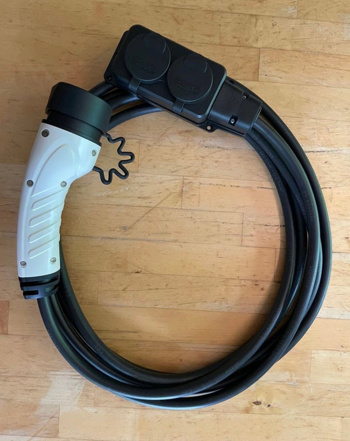 V2L adapter met 5m kabel en dubbel stopcont. voor oa MG, Ophalen of Verzenden, Nieuw, MG
