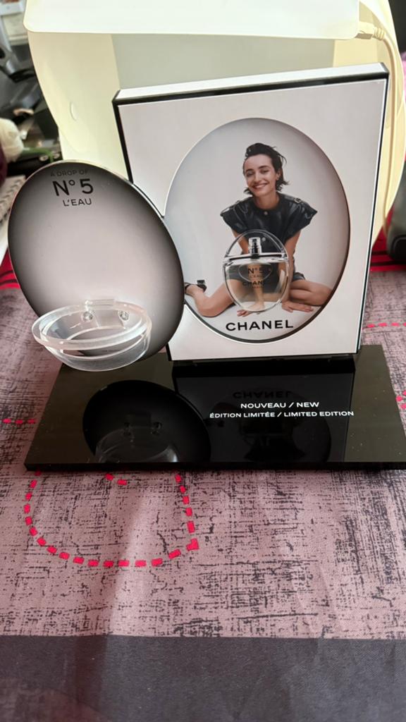 Display Chanel N5 l’eau, Verzenden, Zo goed als nieuw
