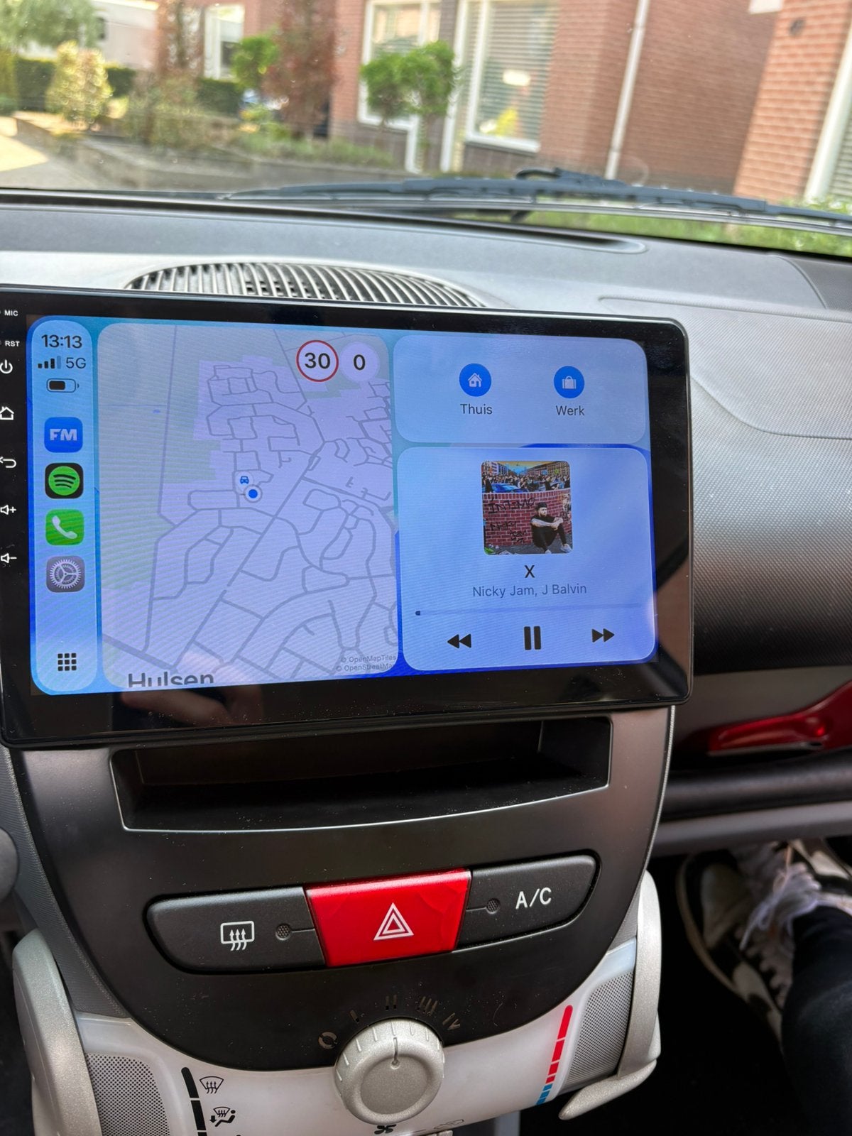 Apple carplay scherm toyota aygo, peugeot 107, citroën c1, Ophalen of Verzenden, Zo goed als nieuw