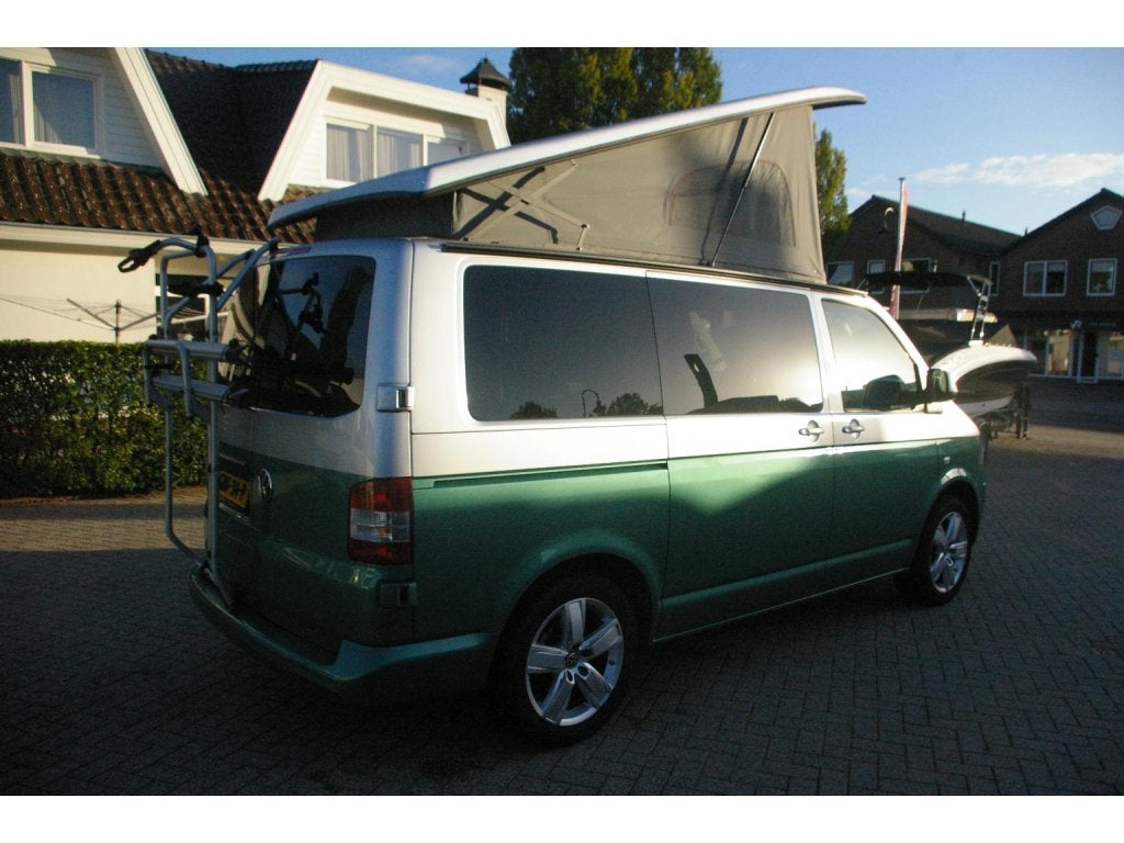 Volkswagen Transporter T5 Wegens inruil verkregen., Buscamper of Camperbus, Bedrijf, Westfalia, Koelkast