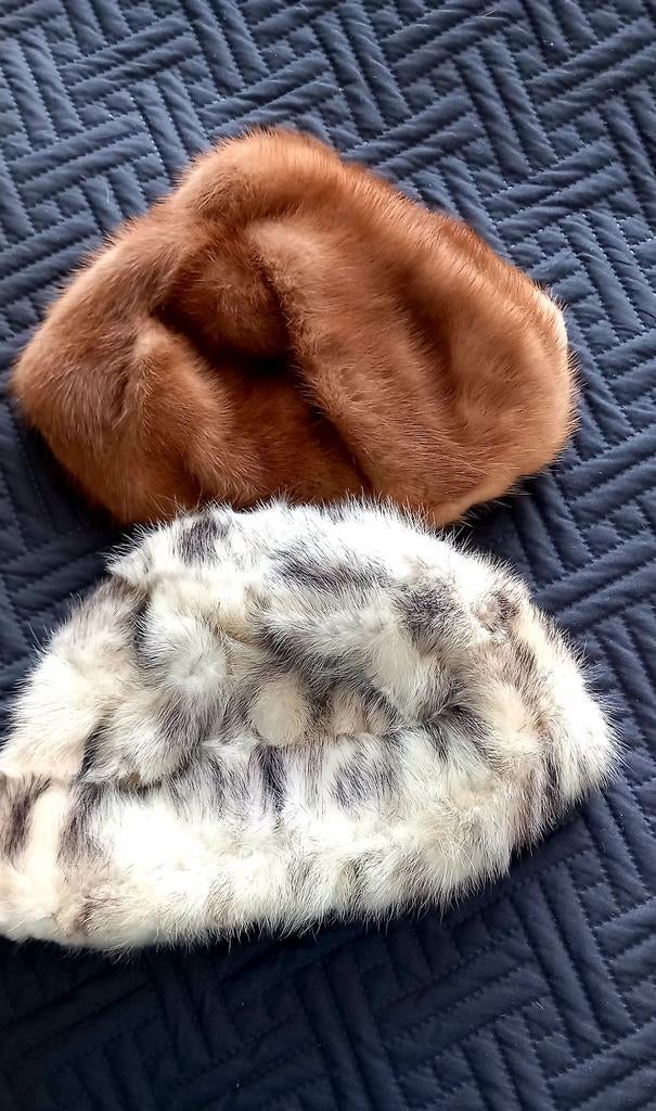 Bontmutsen / handgemaakt/mt 58 / p.st €10, Kleding | Dames, Ophalen of Verzenden, Nieuw, Maat 46/48 (XL) of groter, Sjaal