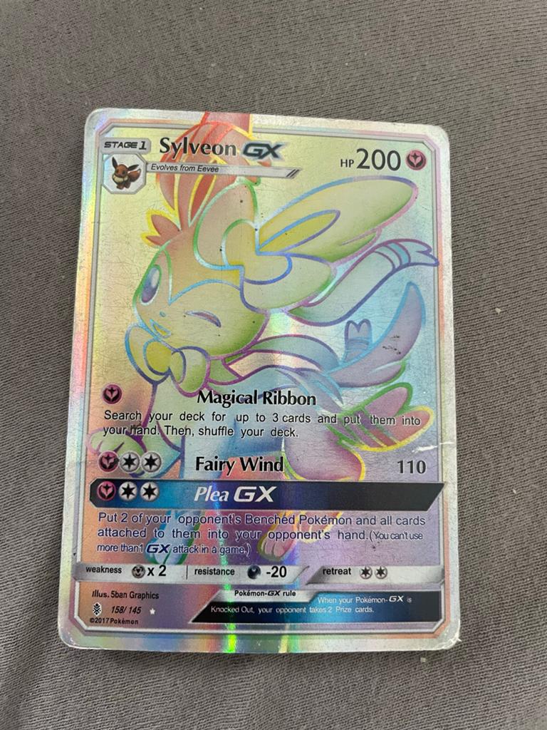 Sylveon GX #158 Pokémon kaart - Slechte staat, Ophalen of Verzenden, Zo goed als nieuw, Losse kaart, Foil