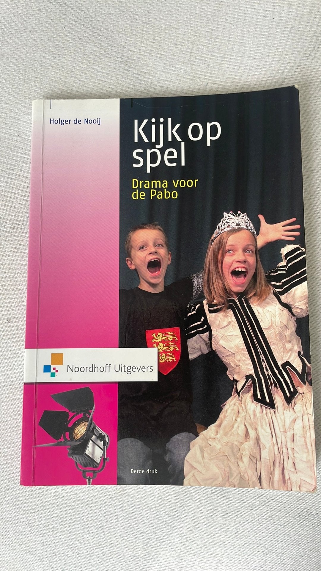 Kijk op spel - Holger de Nooij, Ophalen of Verzenden, Alpha, Zo goed als nieuw, HBO
