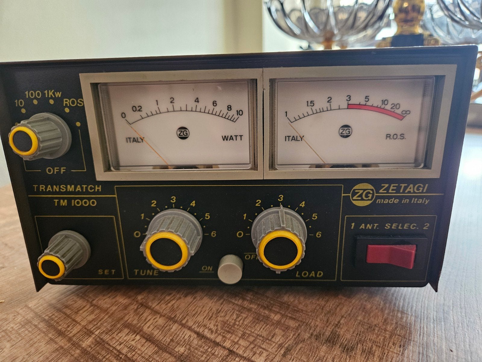 Zetagi TM 1000 SWR & Power Meter met Antenne Matcher, Telecommunicatie, Zenders en Ontvangers, Ophalen of Verzenden