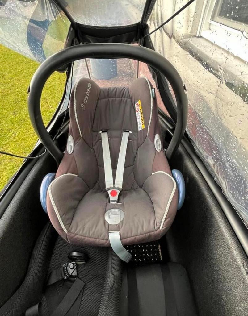 Originele Urban Arrow Maxi Cosi Adapter, Fietsen en Brommers, Fietsen | Bakfietsen, Ophalen of Verzenden, Zo goed als nieuw, 1 kind
