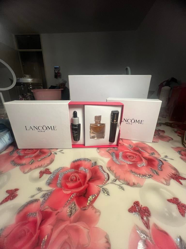 Lancome Cadeauset - Nieuw!, Verzenden, Nieuw, Bodylotion, Crème of Olie