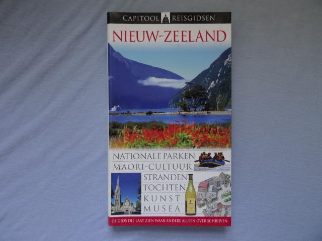 Nieuw Zeeland ; capitool reisgids (noord en zuider eiland), Capitool, Europa, Ophalen of Verzenden, Zo goed als nieuw