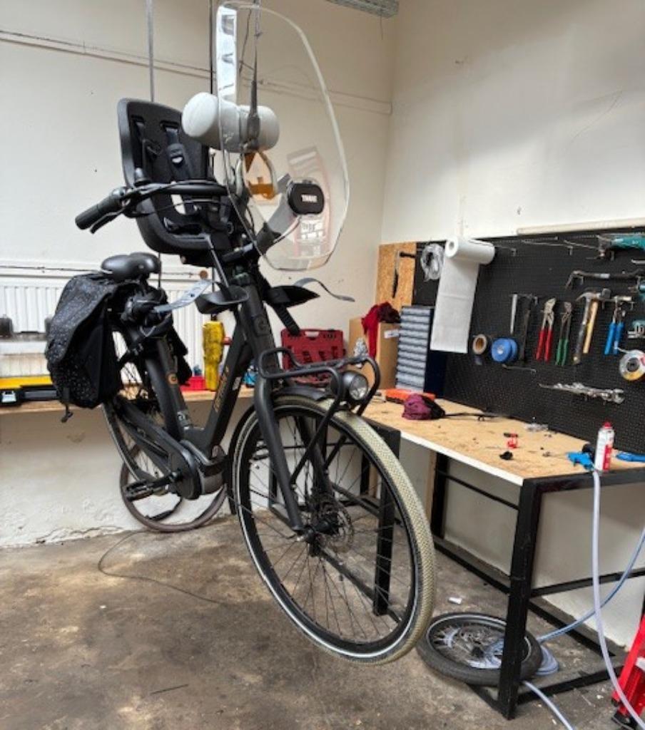 spaakmakers maakt de fiets de snelste van Haarlem!, Snelservice, Fietsreparatie