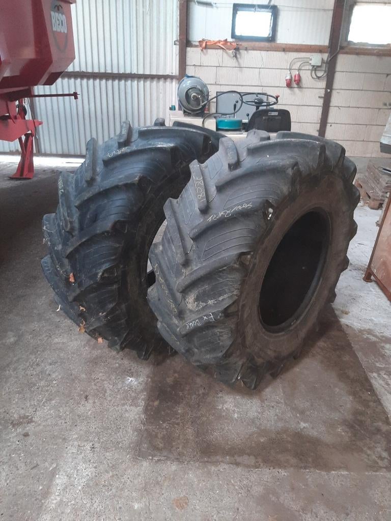 Taurus 480/70r24   480 70 r24 banden, Ophalen