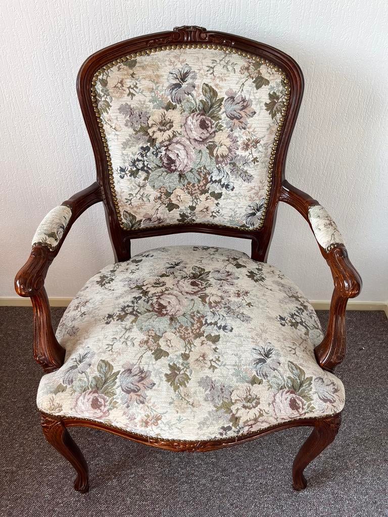 Mooie dames fauteuil met gebelin, Ophalen