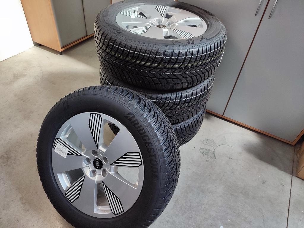 Audi Q8 e-tron 19 inch velgen+winterbanden 255/55R19, Auto-onderdelen, 19 inch, 255 mm, Banden en Velgen, Nieuw