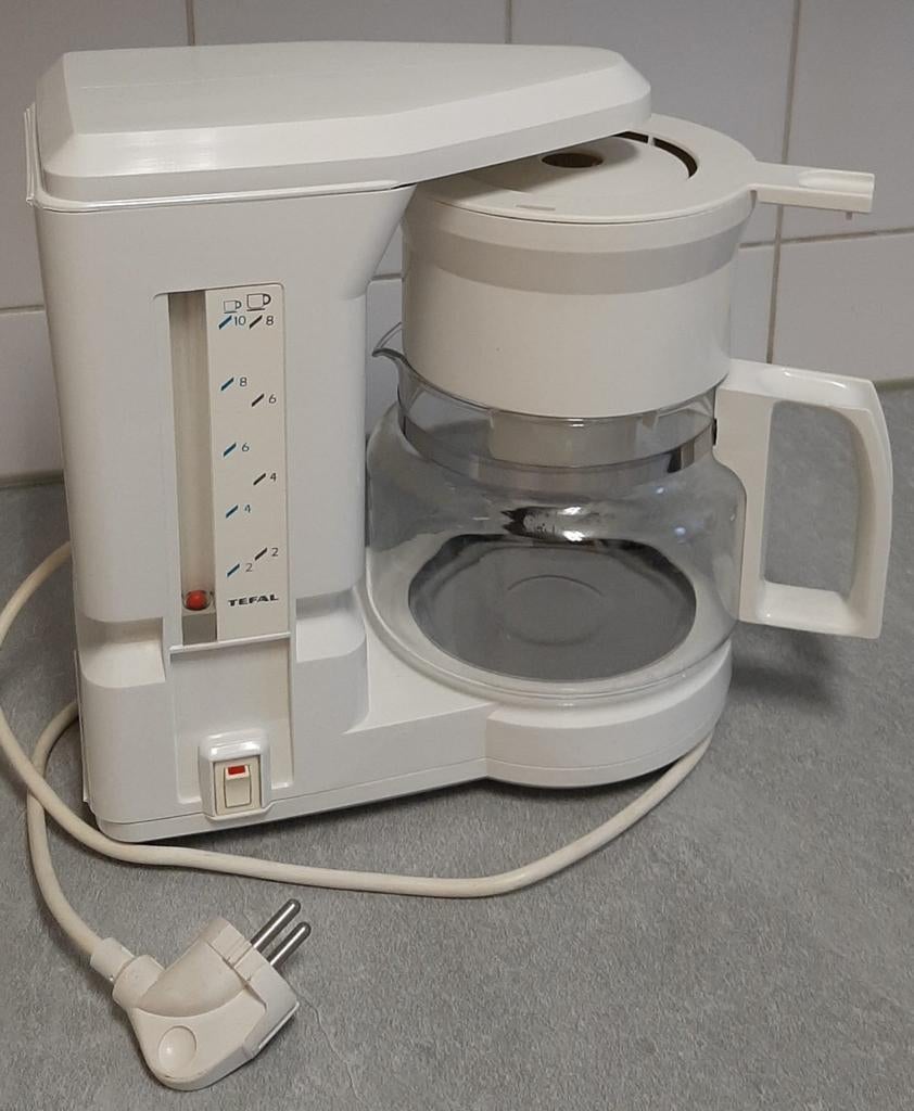 Witte filter koffiezetapparaat - weinig gebruikt, Ophalen, Afneembaar waterreservoir, Koffiemachine, Gemalen koffie