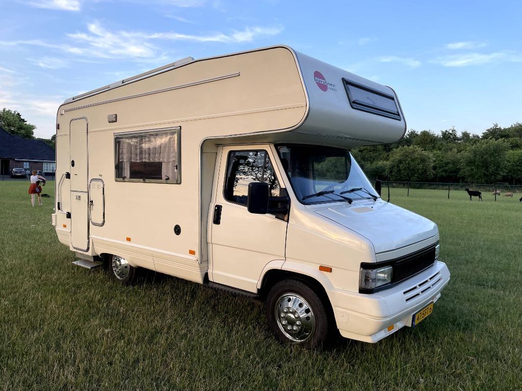 5p Fiat 290 camper met airco en alkoof te huur, Caravans en Kamperen
