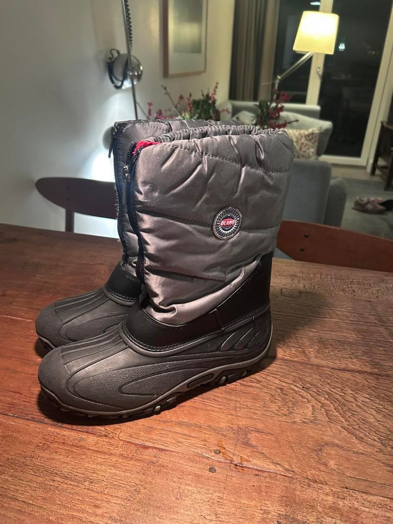 Olang sneeuwlaarzen (snowboots) maat 39/40, Ophalen, Zo goed als nieuw, Jongen of Meisje, Laarzen