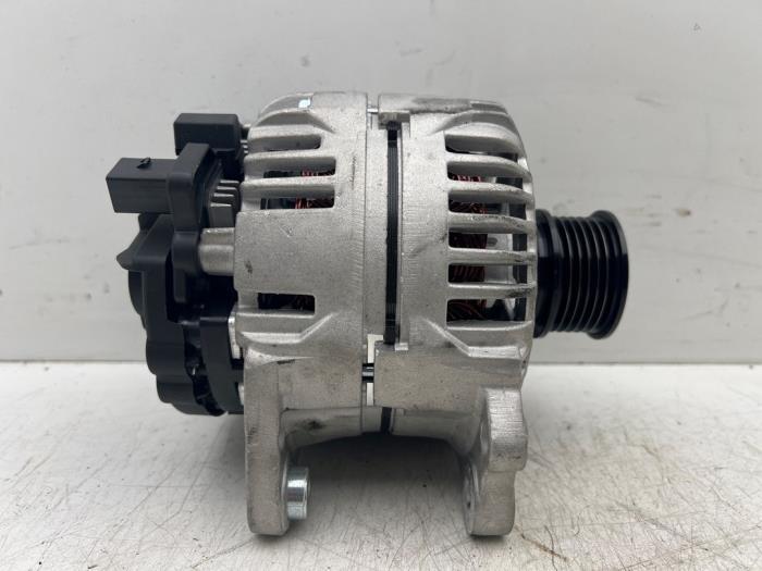 Dynamo van een Volkswagen Golf, Gebruikt, -, Volkswagen, -