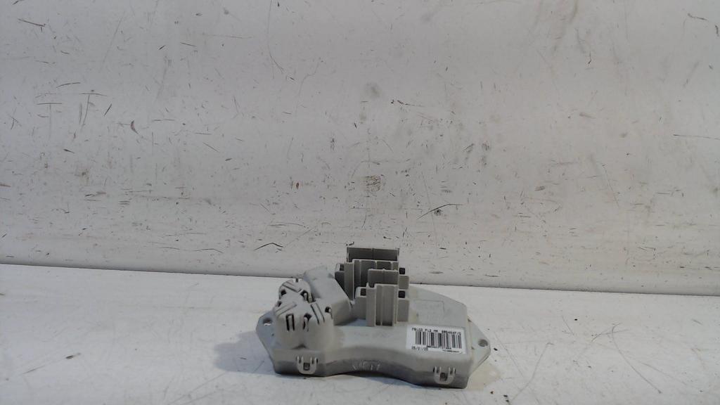 Kachelweerstand BMW 3 serie, Onderdelen@venauto.nl, Van der Ven Autorecycling B.V., Gebruikt, Ettenseweg 76, 4706 PB Roosendaal, The Netherlands