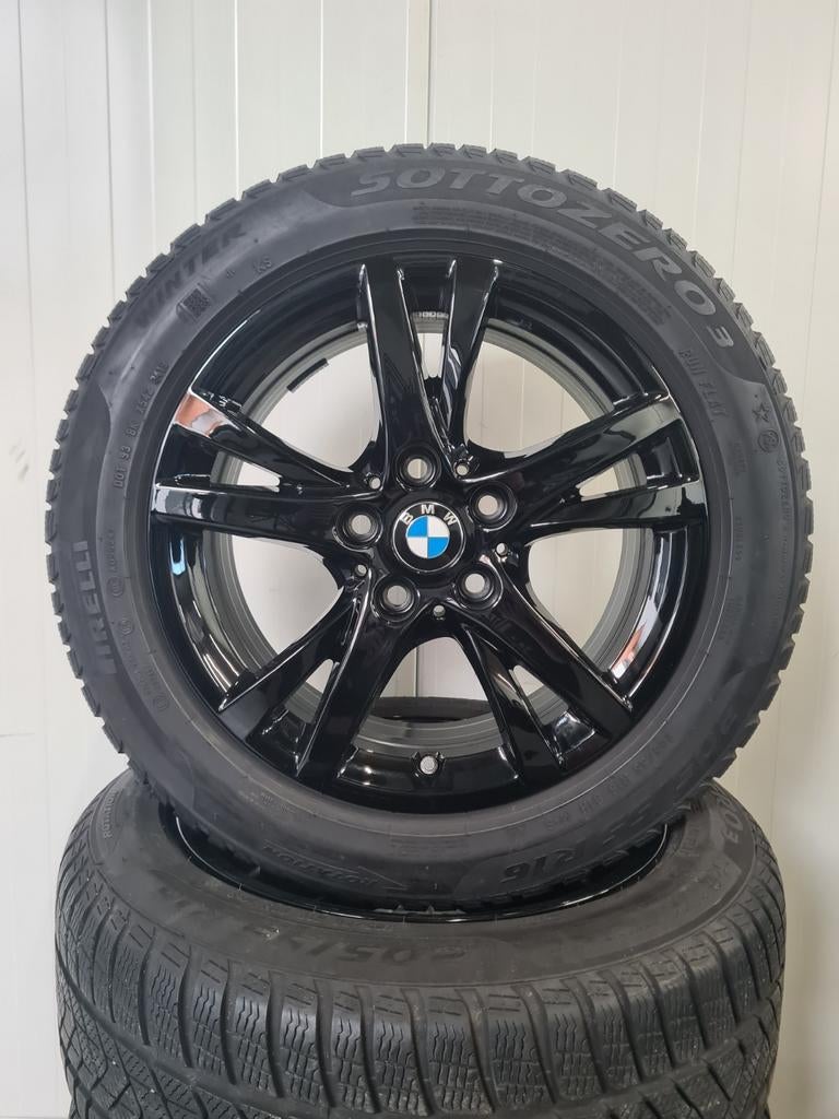 16' BMW 1 2 Serie Styling 473 Zwart met winterbanden, Auto-onderdelen, Banden en Velgen, 16 inch, Banden en Velgen, Personenwagen
