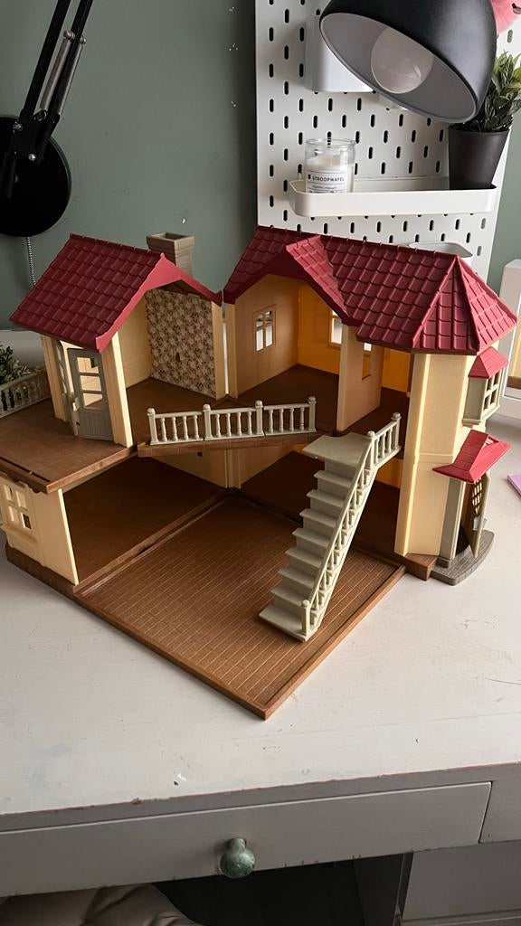 Sylvanian families huis groot, Kinderen en Baby's, Speelgoed | Poppenhuizen, Ophalen of Verzenden