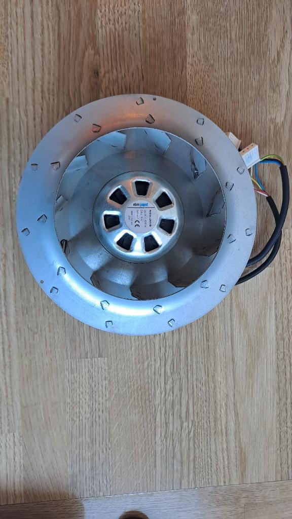 Gereviseerde Ventilatormotor Zehnder Comfofan S, Doe-het-zelf en Verbouw, Ventilatie en Afzuiging, Ophalen of Verzenden, Zo goed als nieuw