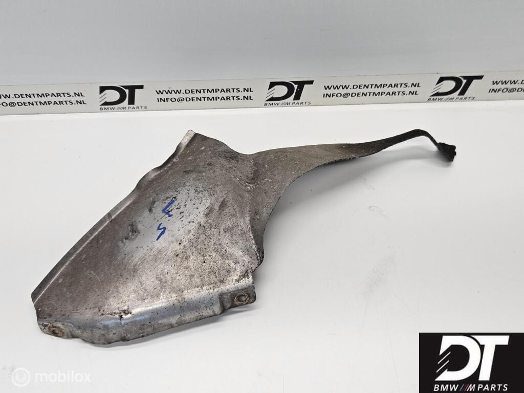 Hitteschild subframe voor links BMW E39 M5 32211093383, Gebruikt, Ophalen of Verzenden, BMW, BMW