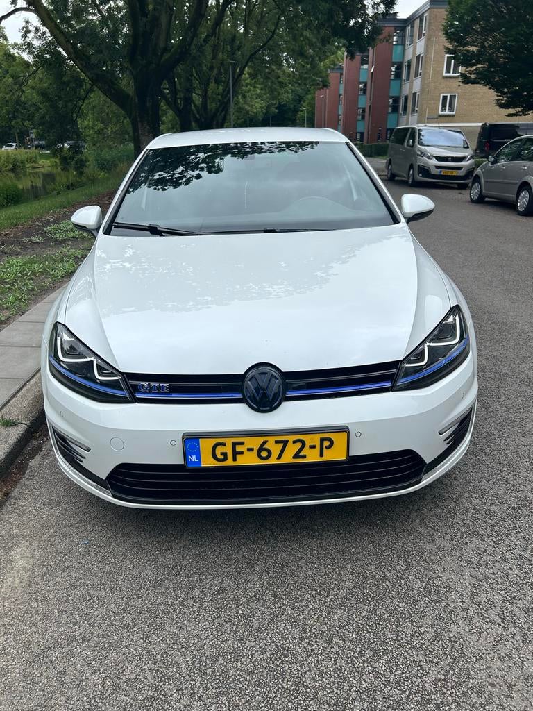Volkswagen Golf 7.5  1.4 TSI Phev 150KW GTE 5D 2015 Wit, Ophalen