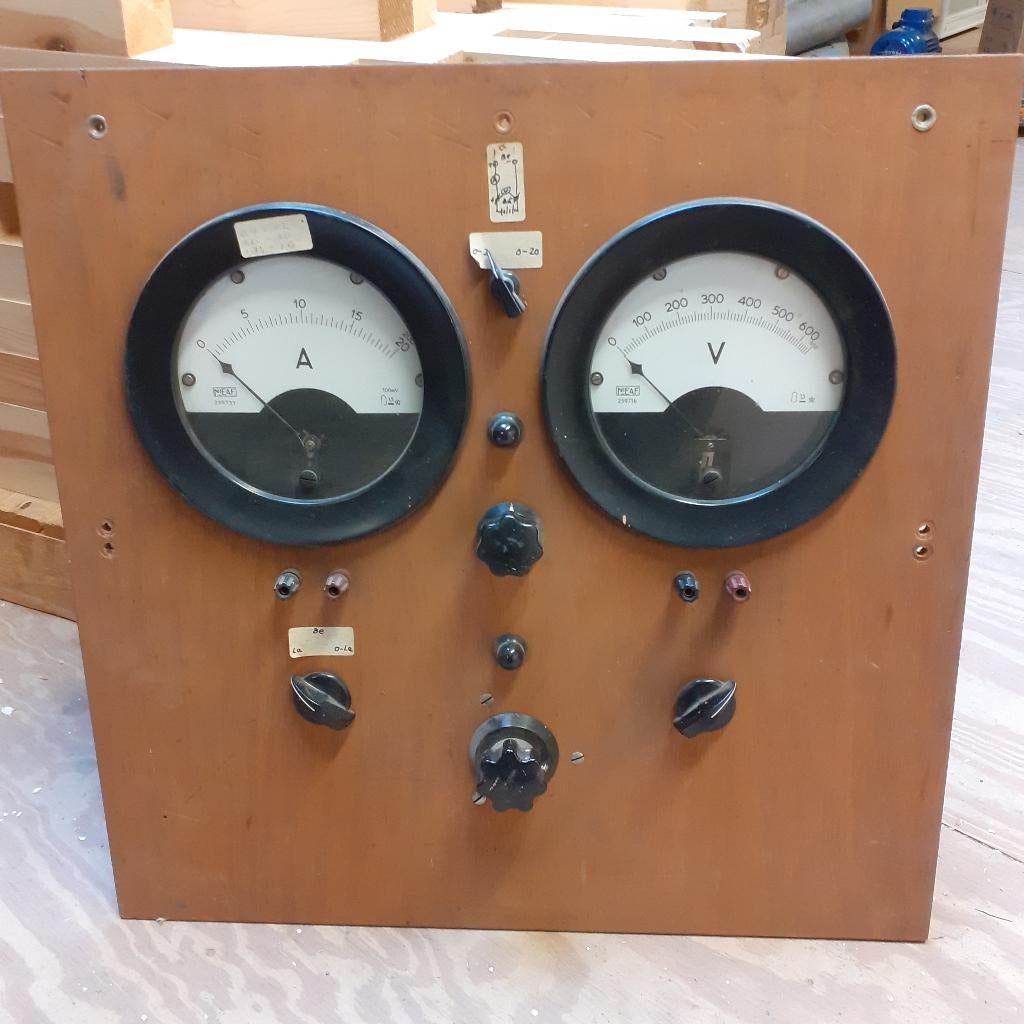 2 x variac met voltmeter en amperemeter, Ophalen, Gebruikt