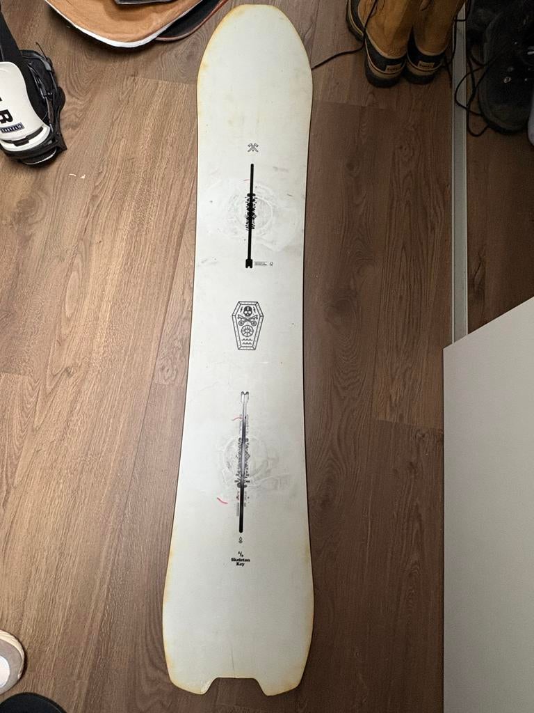 Burton Skeleton Key 158 Snowboard, Sport en Fitness, Snowboarden, Ophalen of Verzenden, Gebruikt, Board