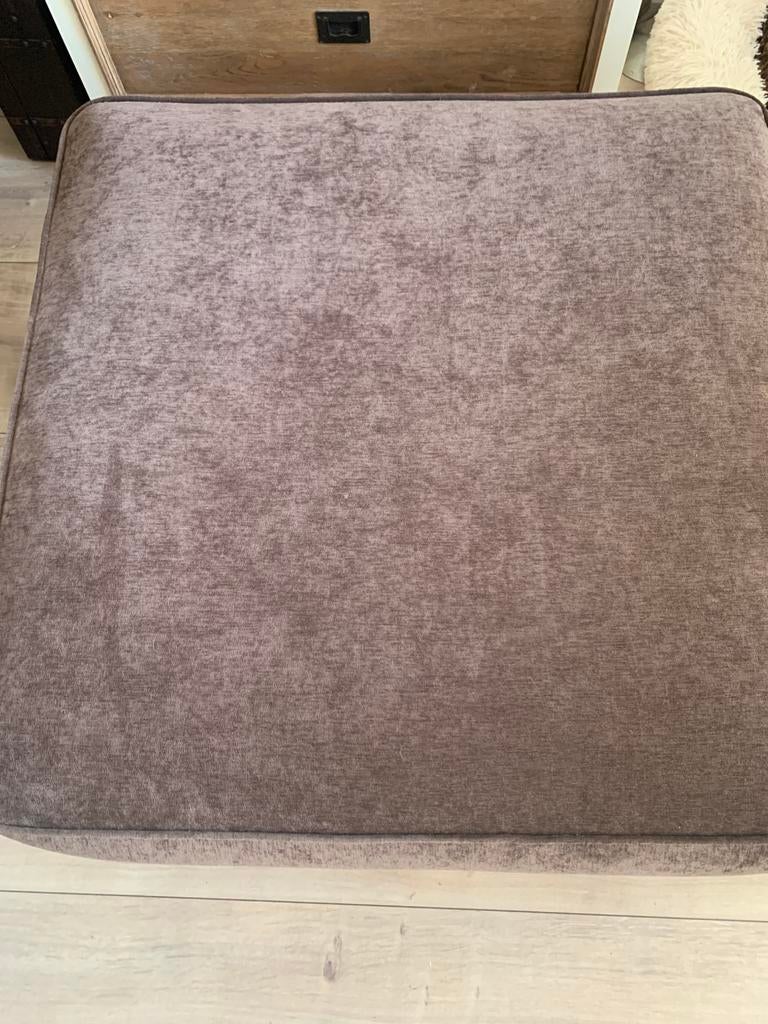 Mooie donker bruine poef. 90x90, Ophalen of Verzenden, Zo goed als nieuw, Vierkant, 75 tot 100 cm